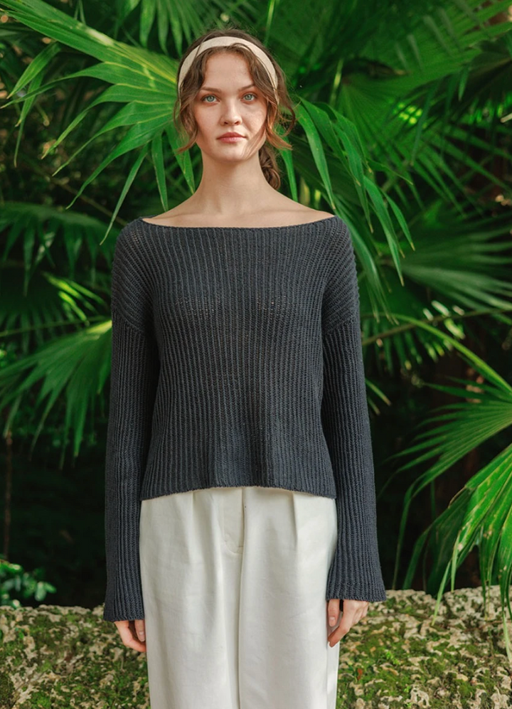 2404 No.05 Fenny Sweater