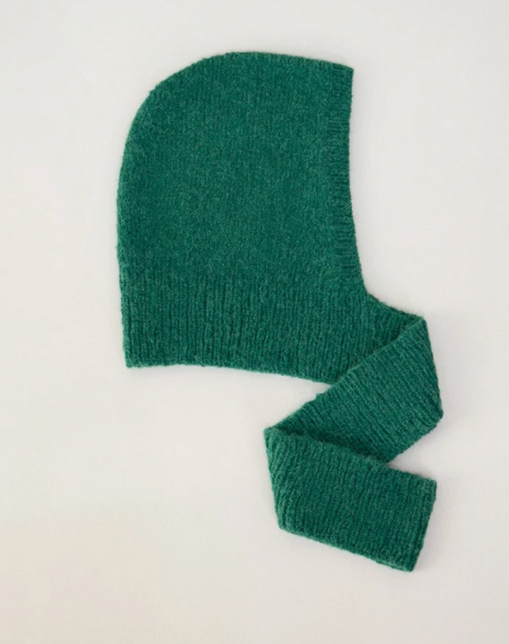 2507 No.11 Snuggle Hood