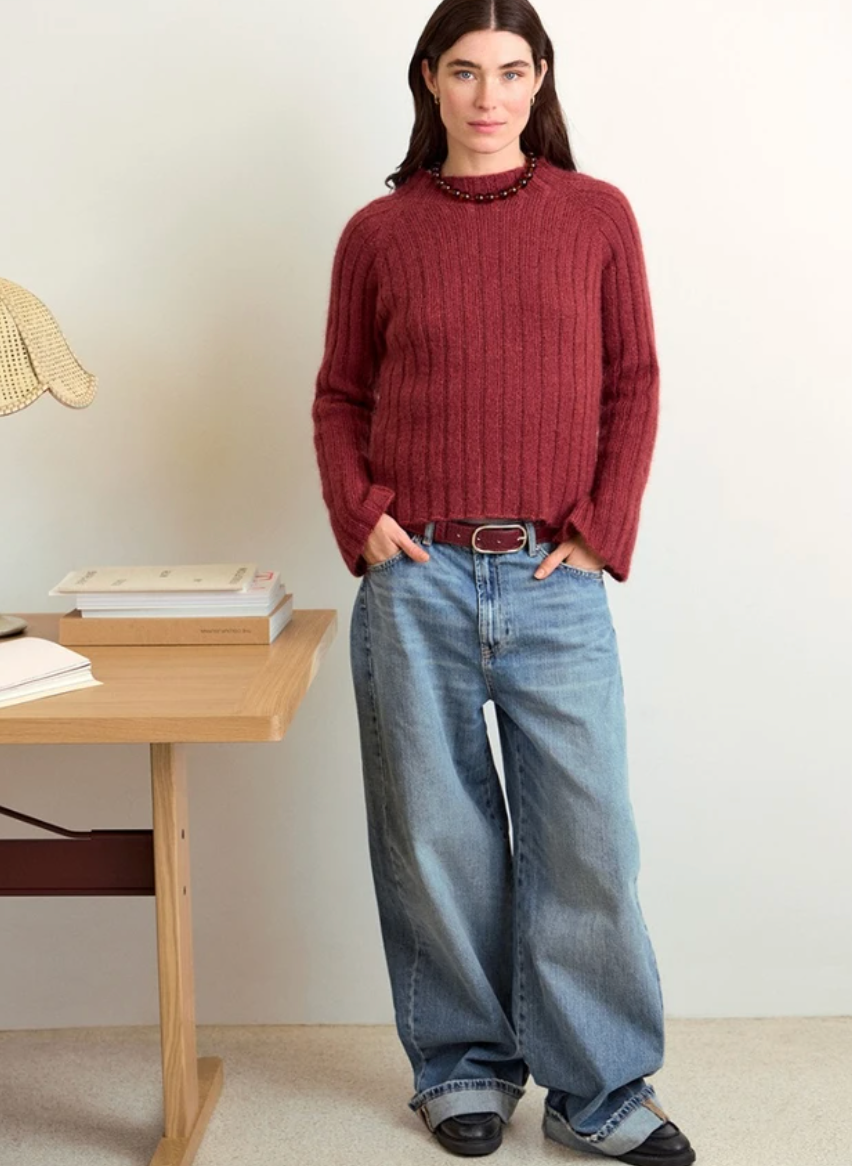 2602 No.07 Elva Sweater