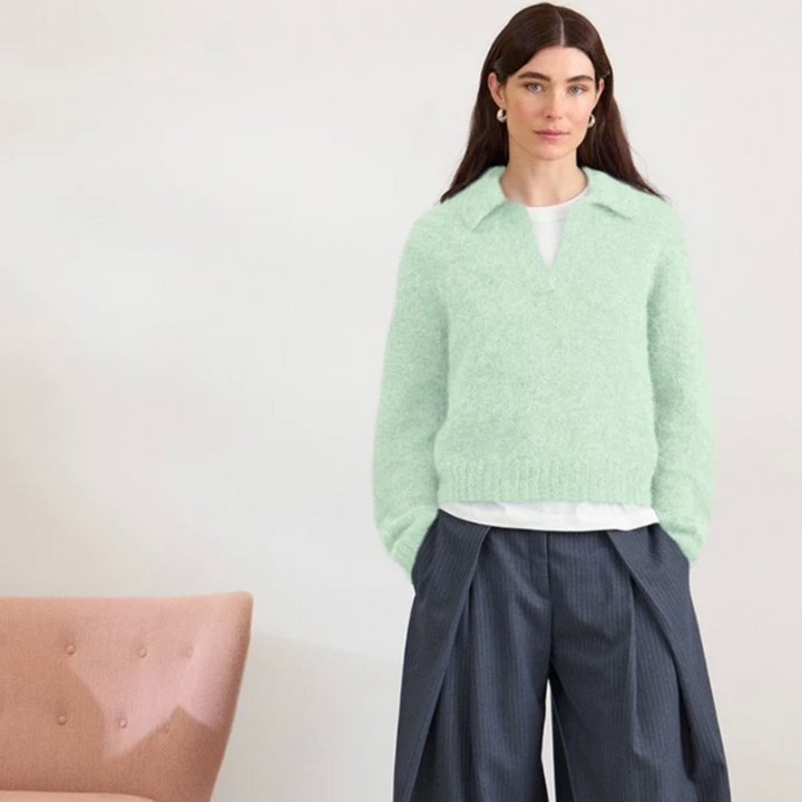 2602 No.05 Aria Sweater