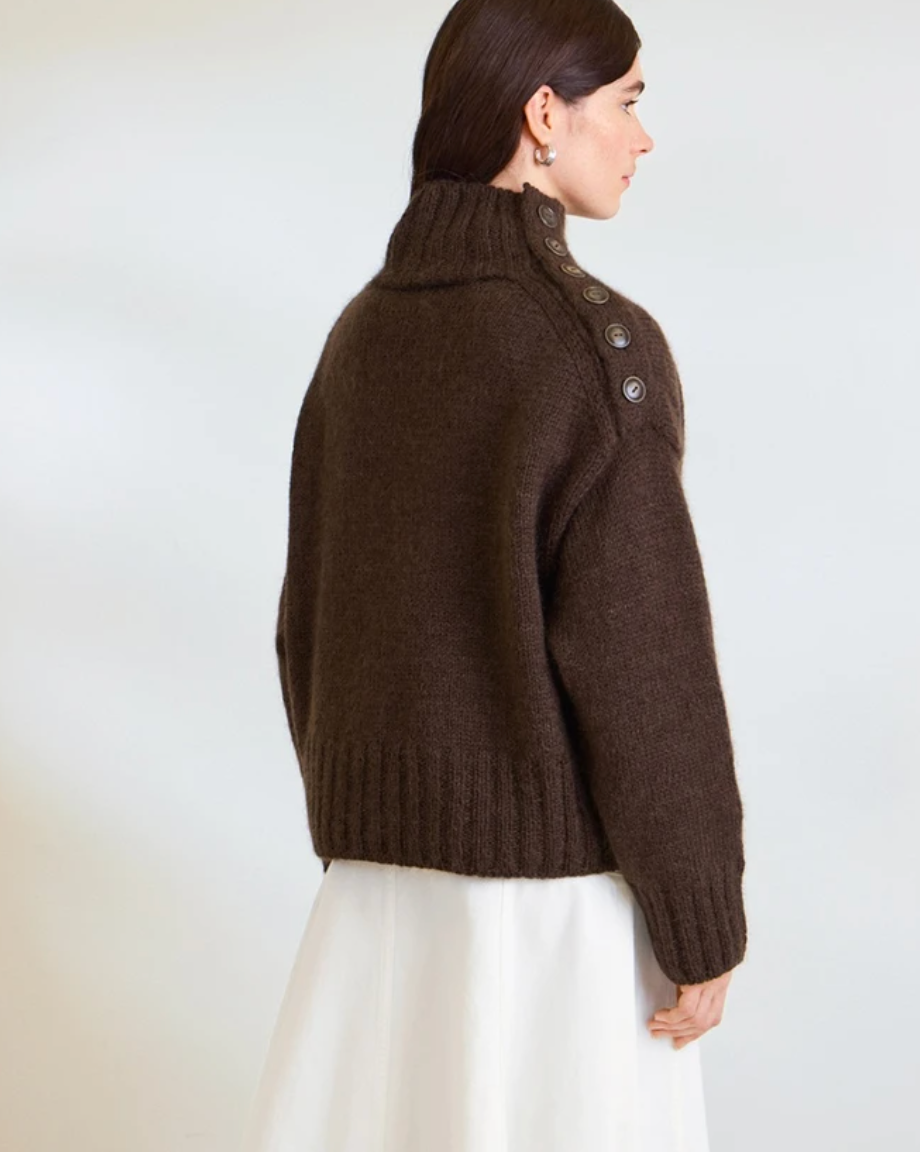2602 No.02 Mina Sweater
