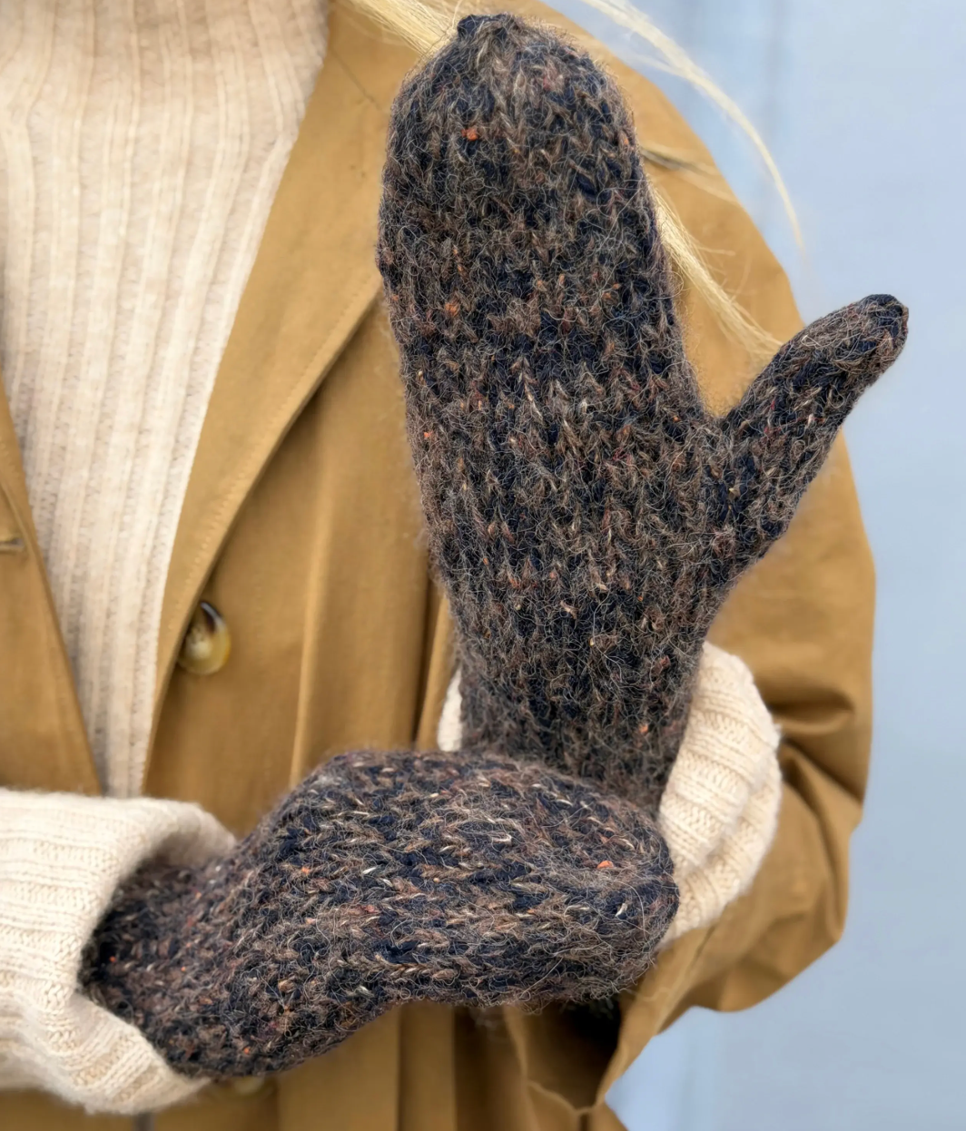 537 Heia Tweed Mitten キット