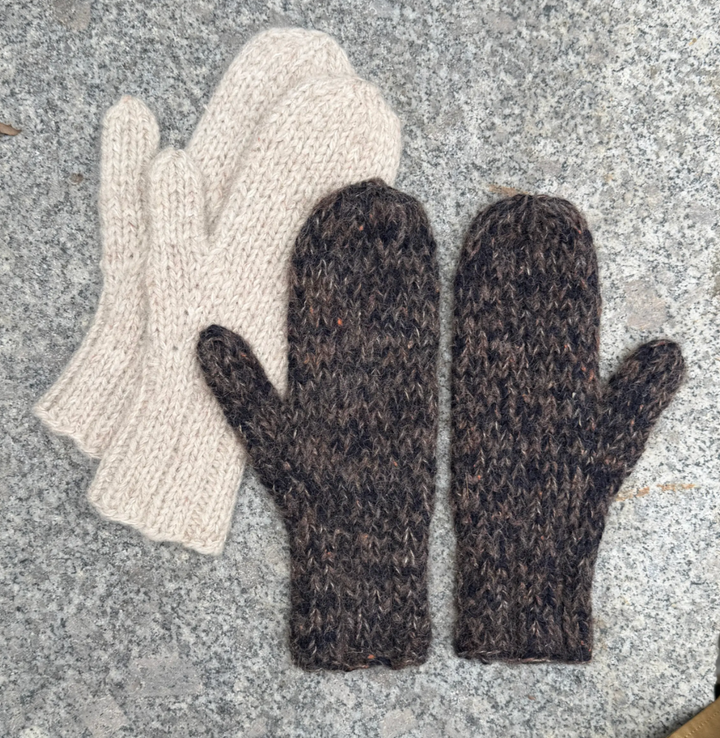 537 Heia Tweed Mitten キット