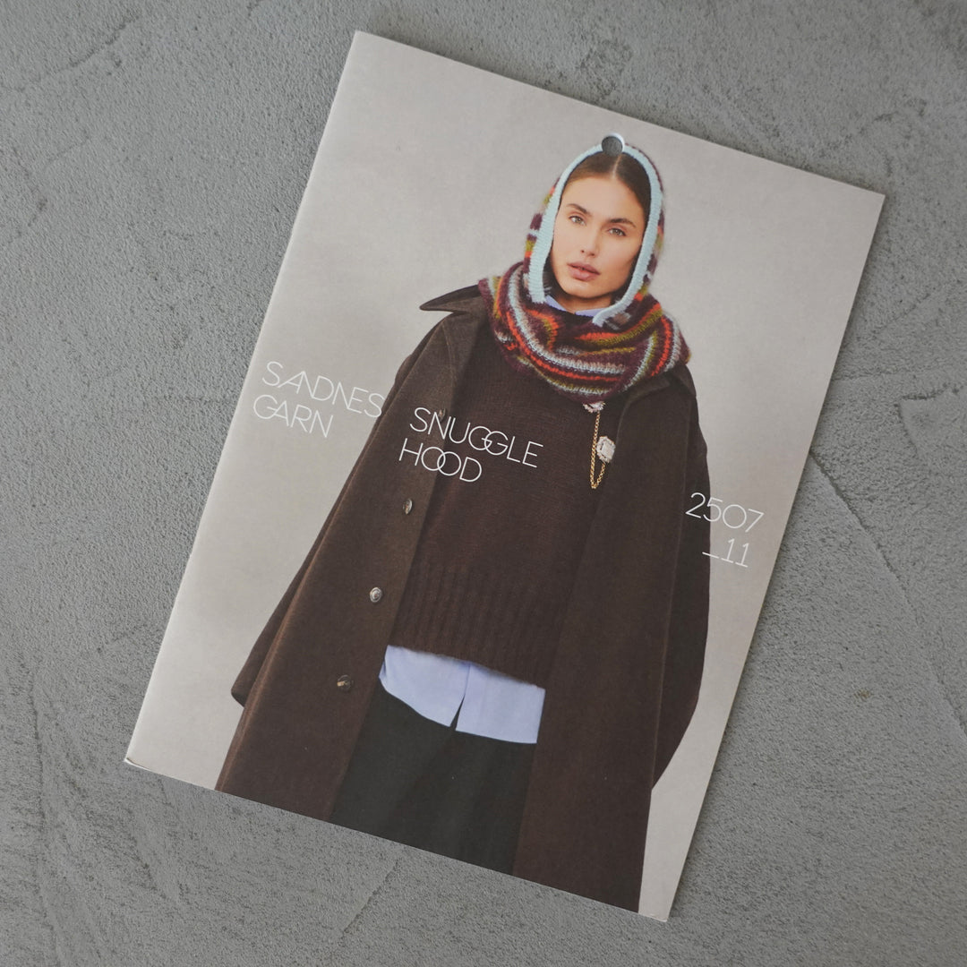2507 No.11 Snuggle Hood