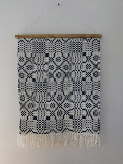 Tapestry Hanging (Screw Type)