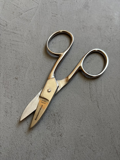 <M&M POP UP> BUTTONHOLE SCISSORS