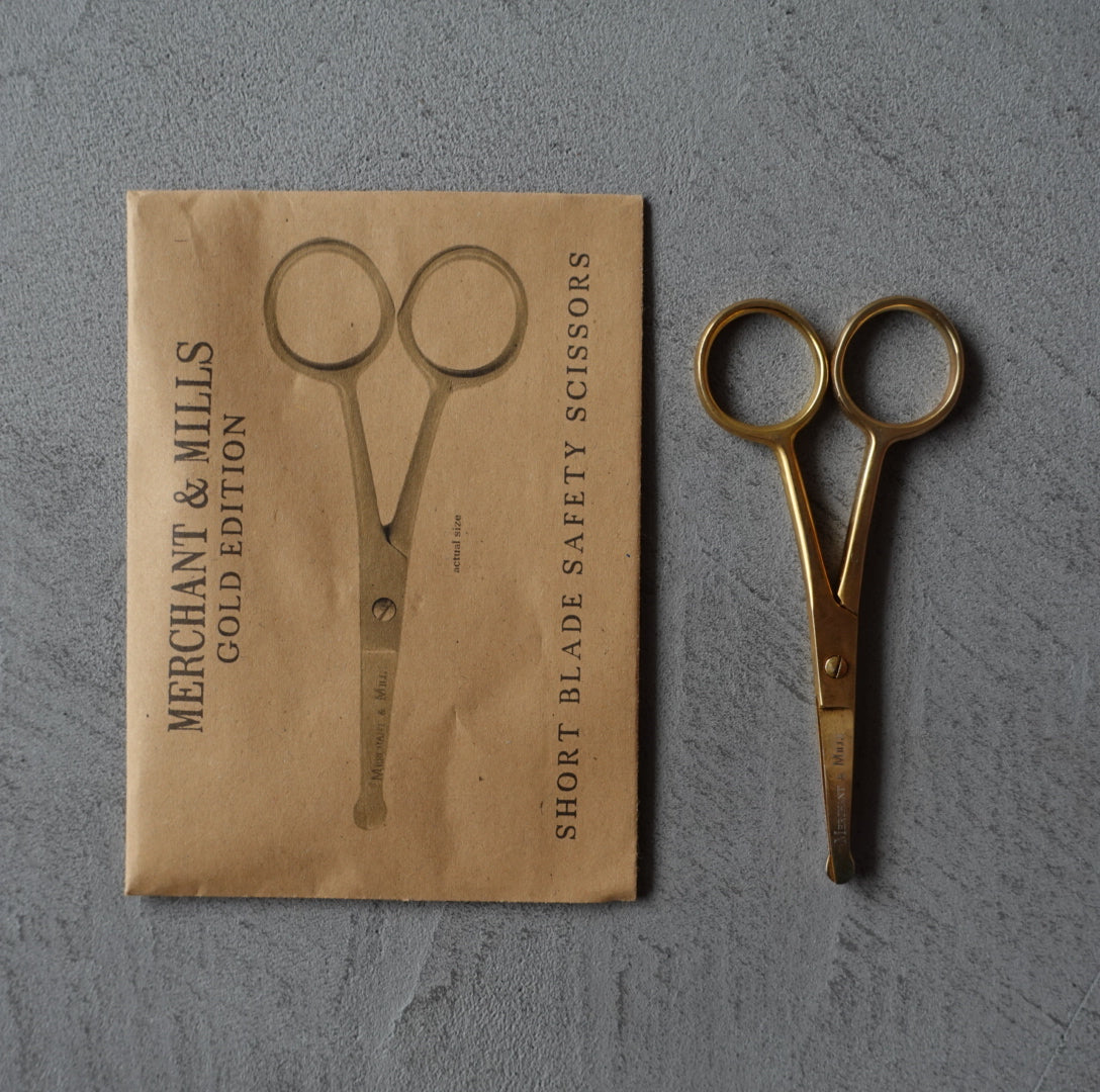 <M&M POP UP> SHORT BLADE GOLD SCISSORS