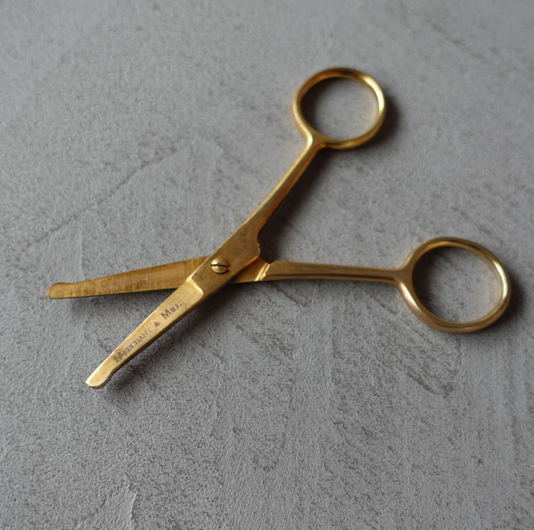 <M&M POP UP> SHORT BLADE GOLD SCISSORS