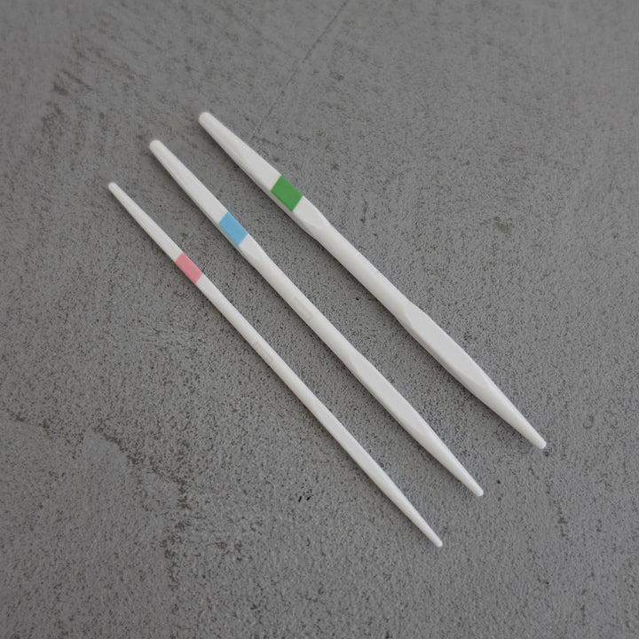 カラフルなわ編み針セット
