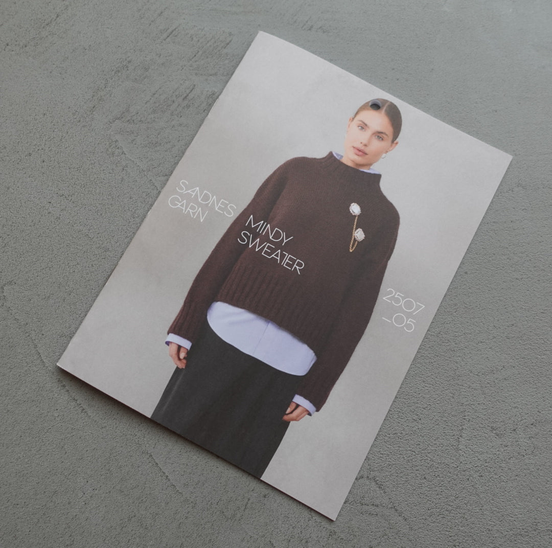 2507 No.05 Mindy Sweater