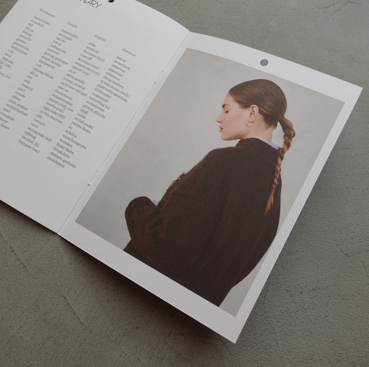 2507 No.05 Mindy Sweater