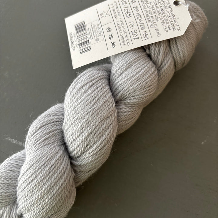 Ayni baby alpaca with mulberry silk