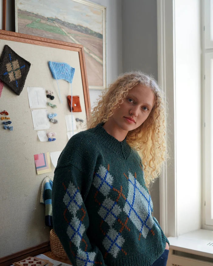 <予約注文>Mikley Knit Sweater Kit