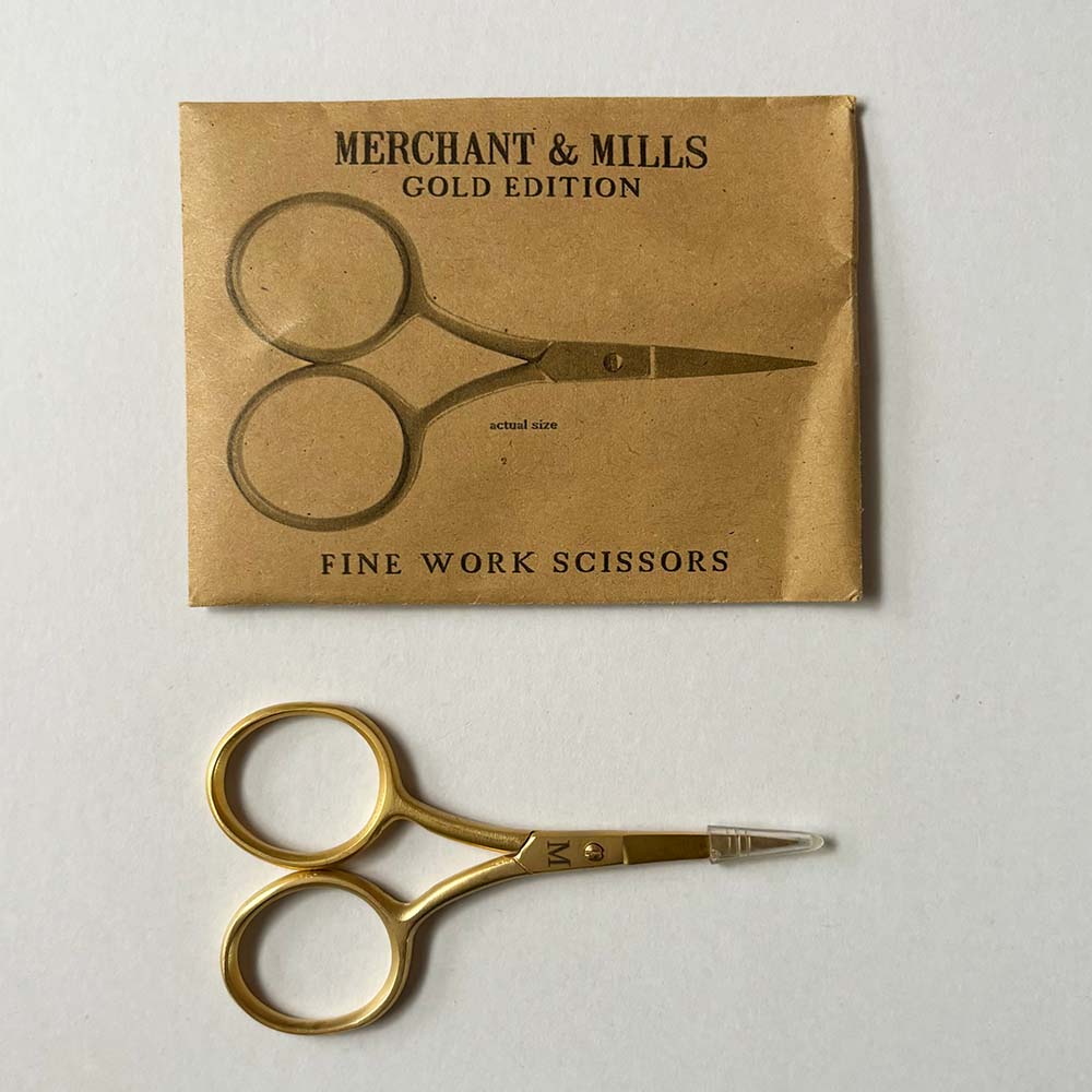 FINE WORK GOLD SCISSORS