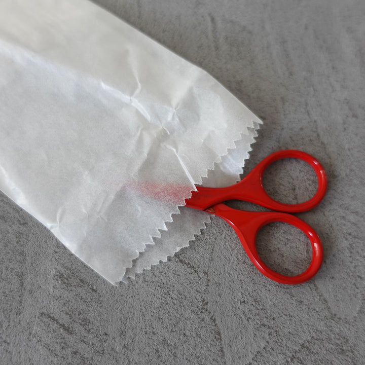RED BABY BOW SCISSORS